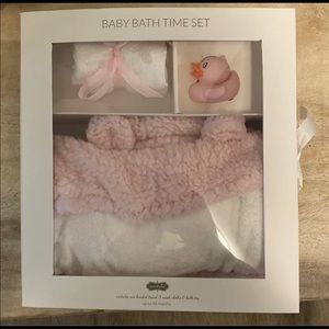 Nwt mud pie baby girl bath set